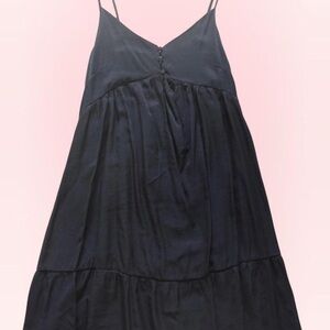 Elegant Black Sleeveless Dress